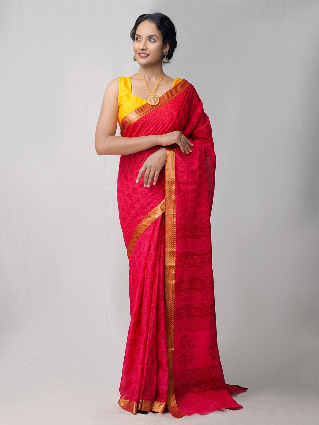 

Unnati Silks Pink Ethnic Motifs Pure Cotton Block Print Saree