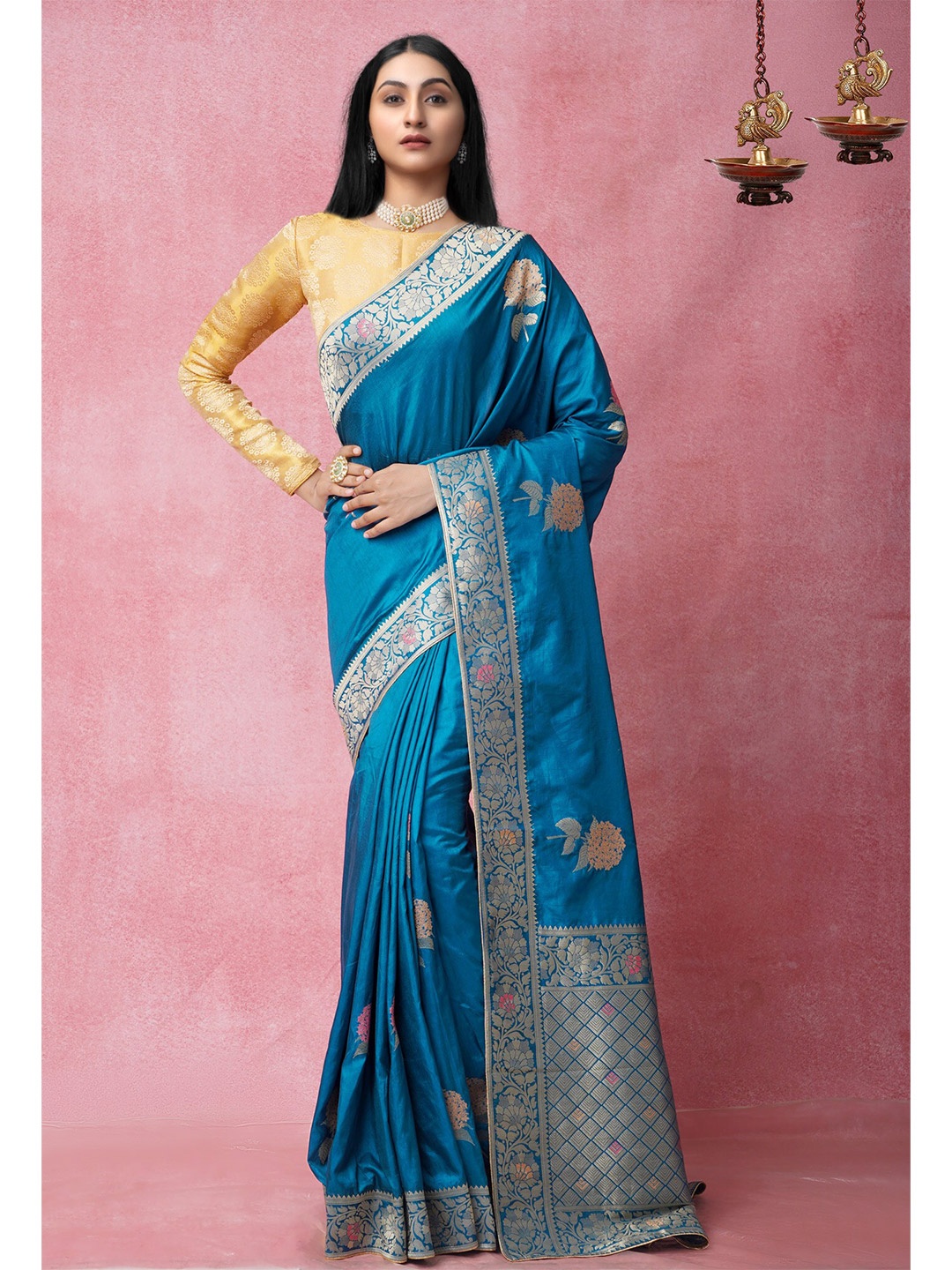 

Unnati Silks Blue & Gold-Toned Woven Design Zari Silk Blend Banarasi Saree