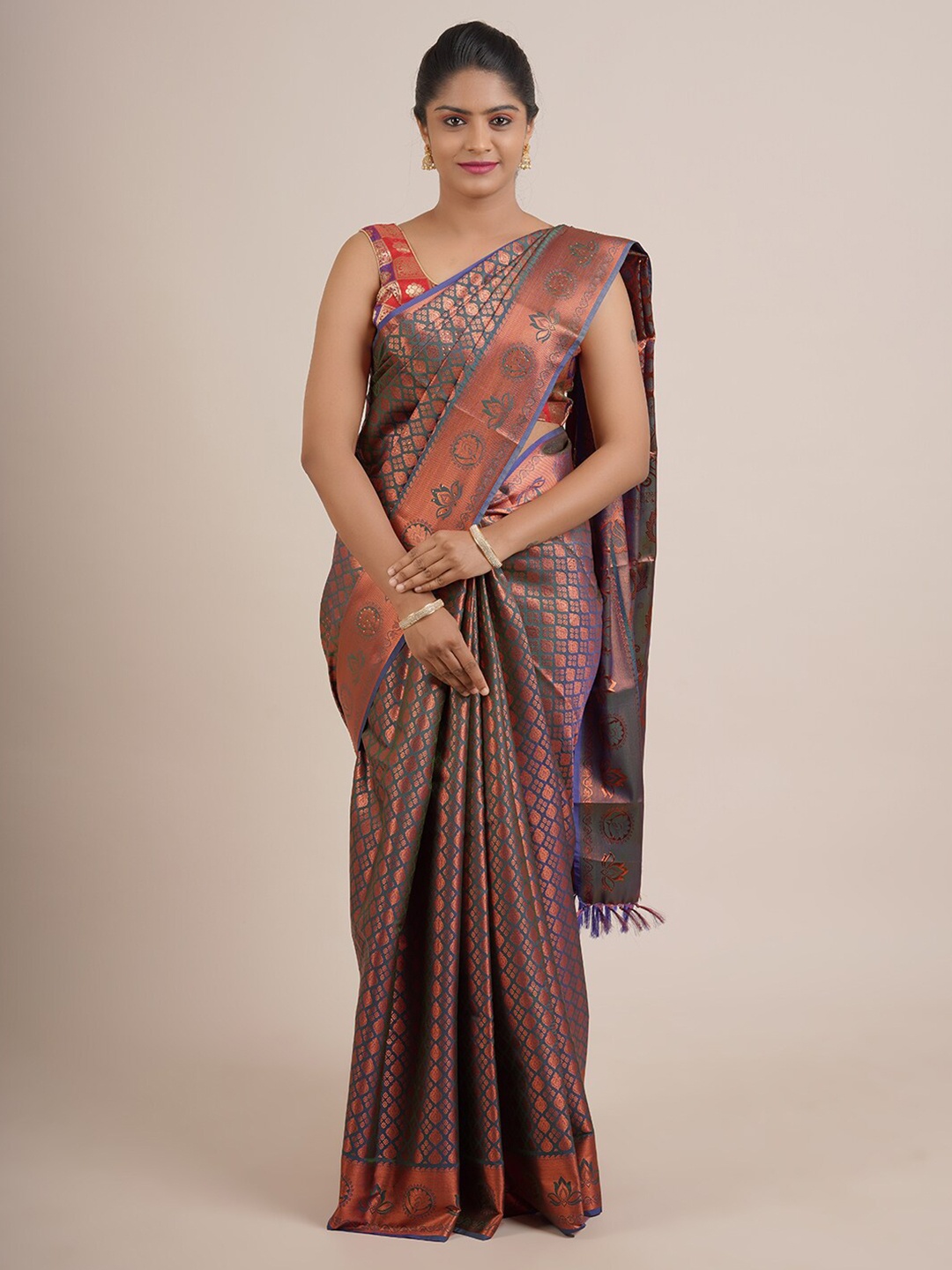 

Pothys Grey & Copper-Toned Woven Design Pure Silk Saree