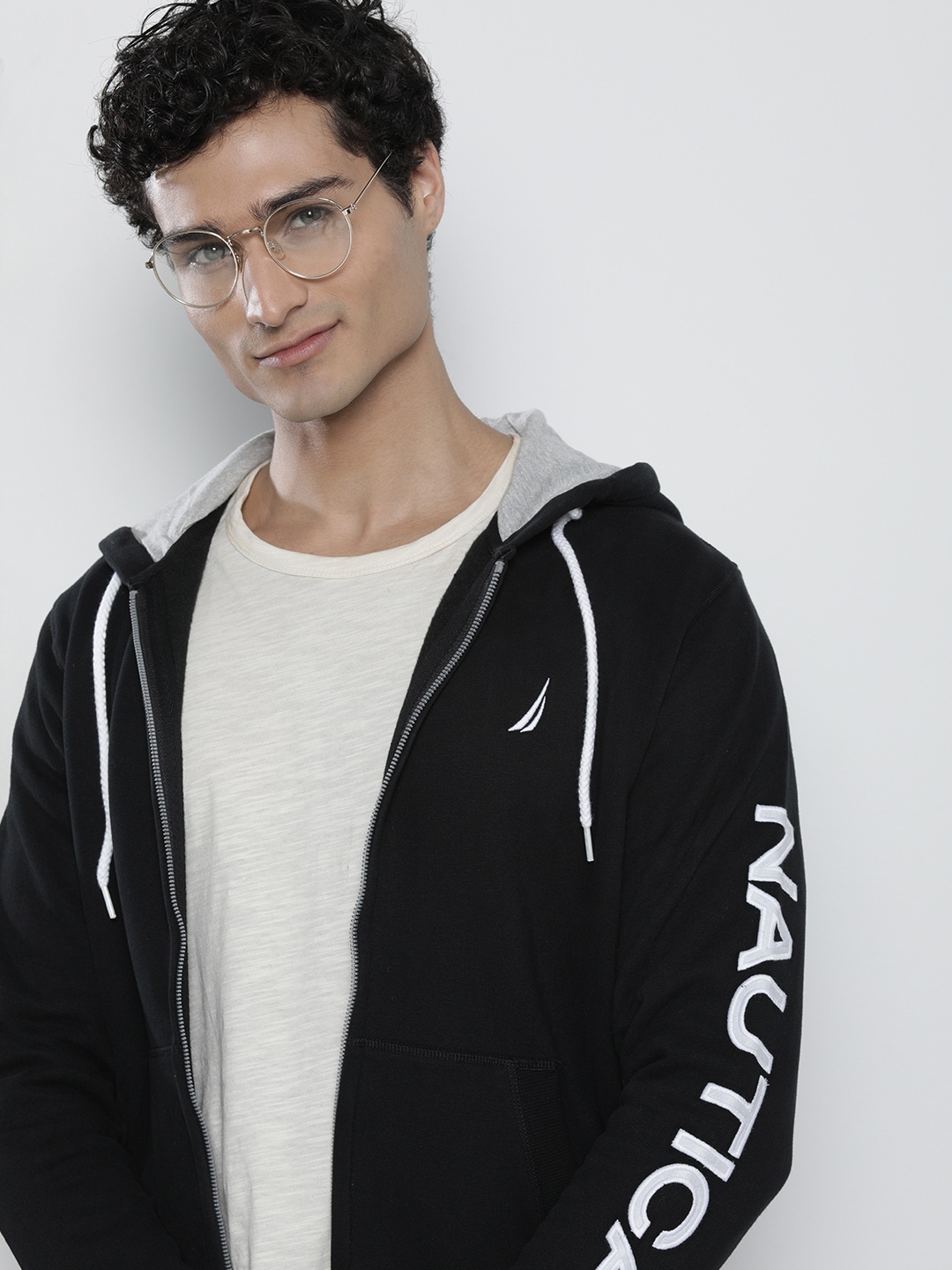 

Nautica Men Long Sleeves Hooded Sweatshirt, Black