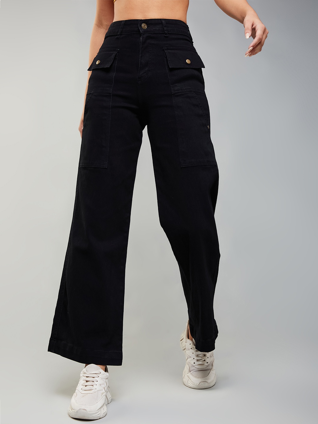 

DOLCE CRUDO Women Black Flared High-Rise Stretchable Jeans