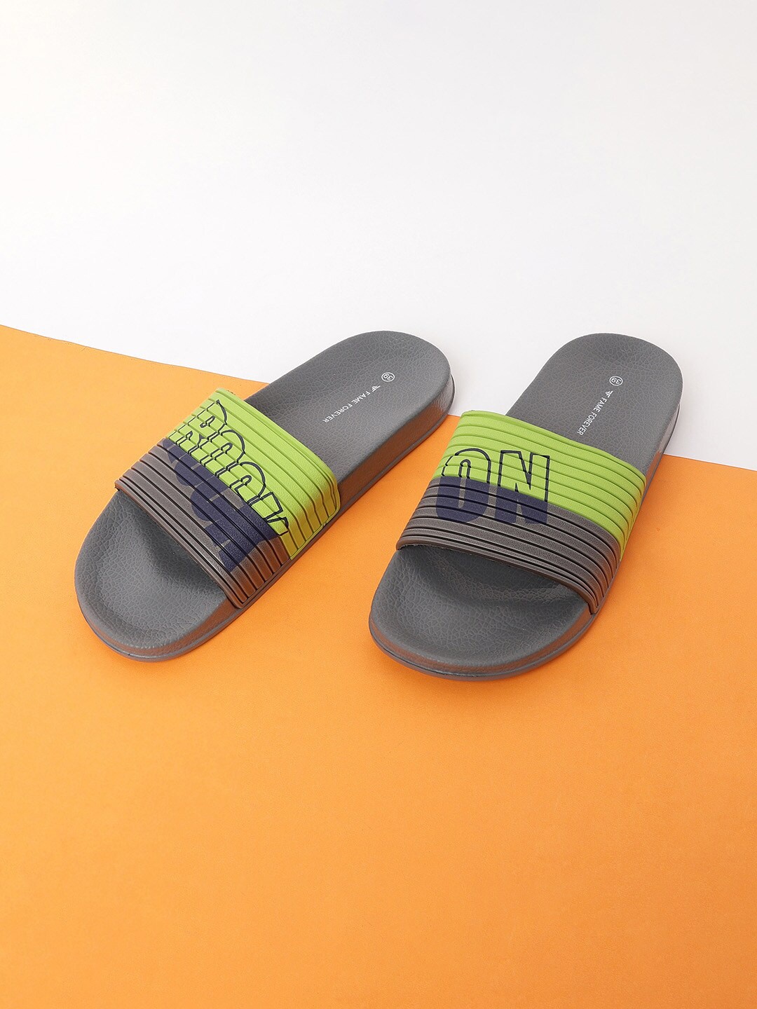 

Fame Forever by Lifestyle Boys Grey & Green Striped Rubber Sliders