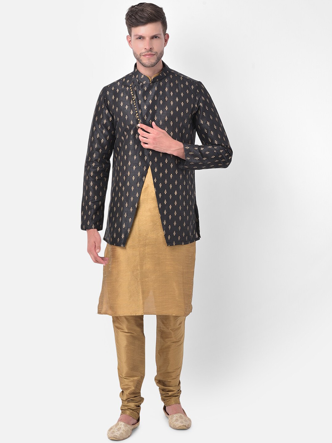 

DEYANN Men Black & Gold-Colored Printed Silk Blend Sherwani Set