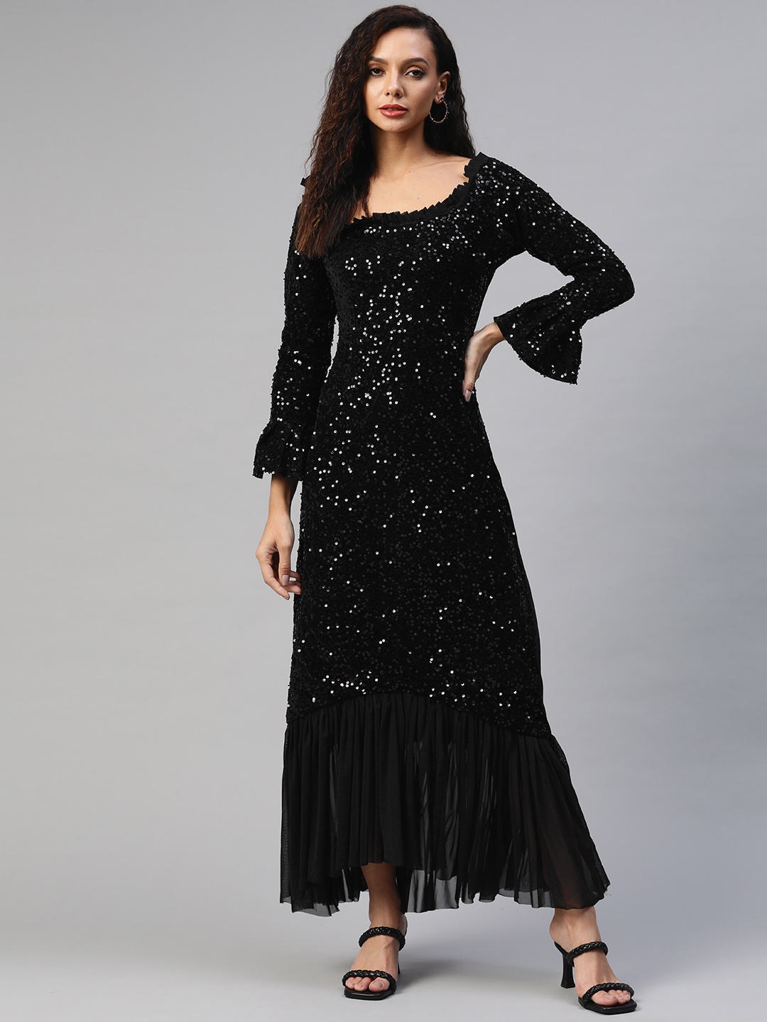 

Aarika Women Black Embellished Velvet Maxi Dress