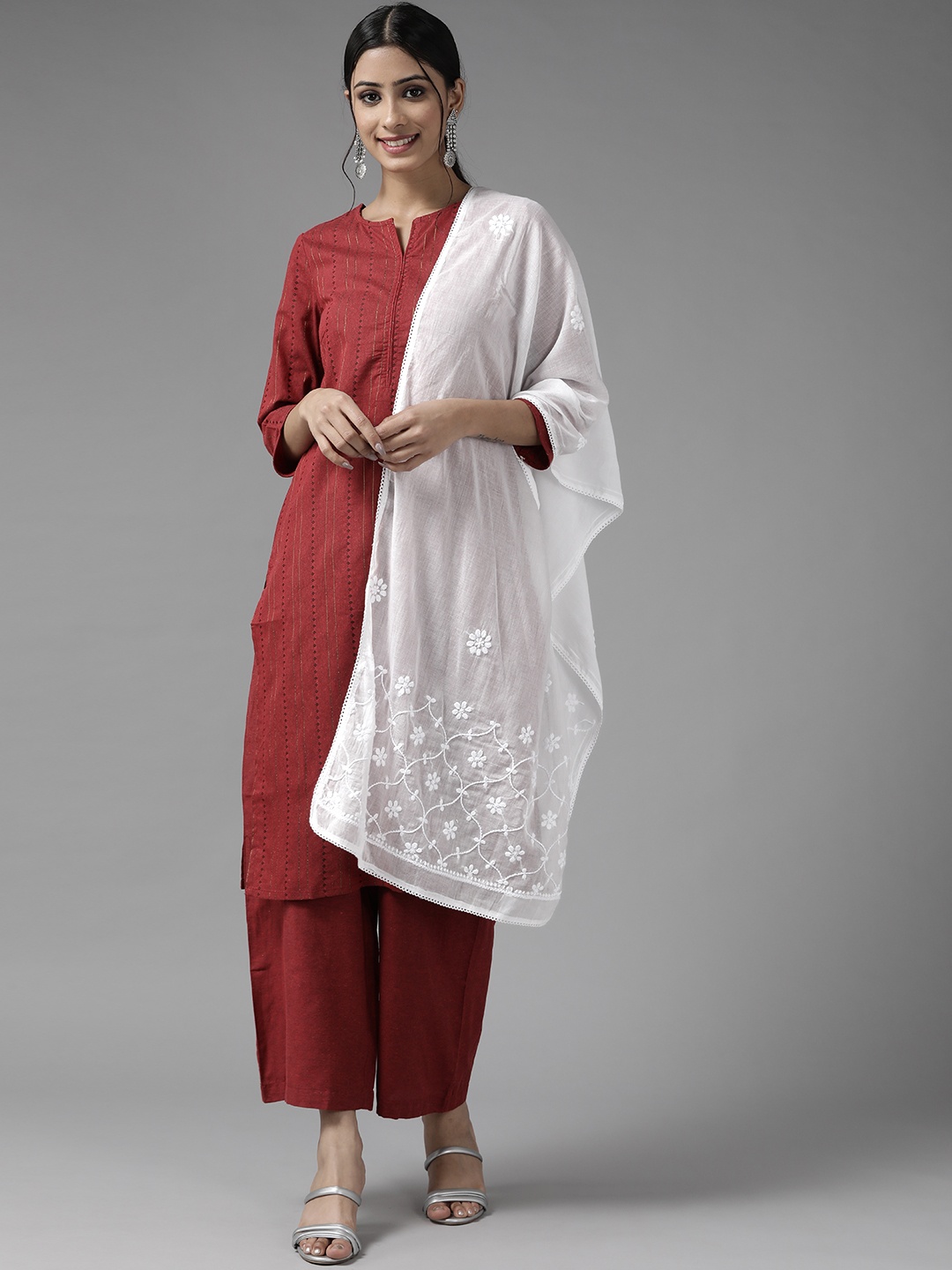 

ADA White Ethnic Motifs Chikankari Embroidered Handloom Dupatta