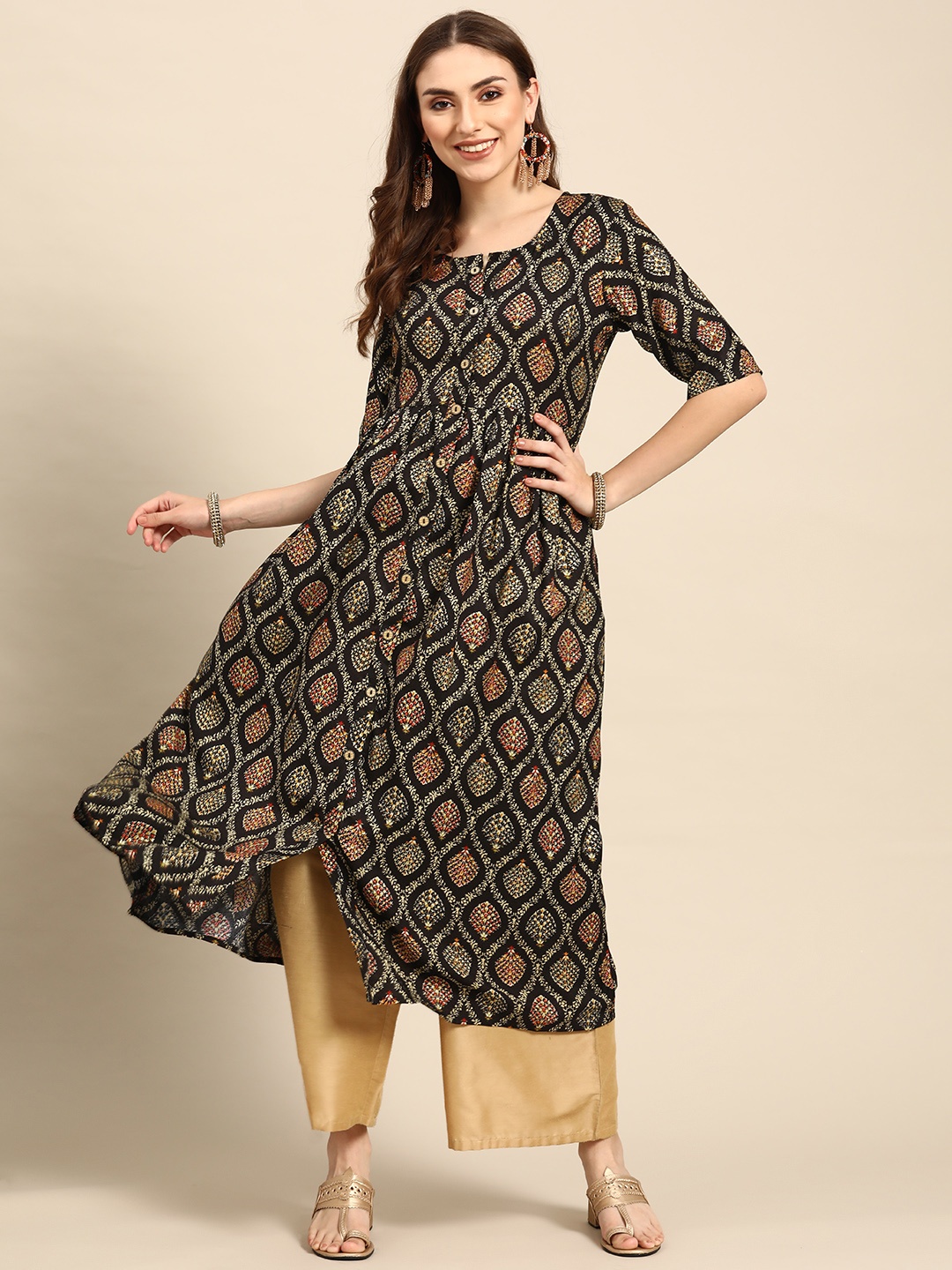 

Prakhya Women Black & Beige Ethnic Motifs Printed Kurta