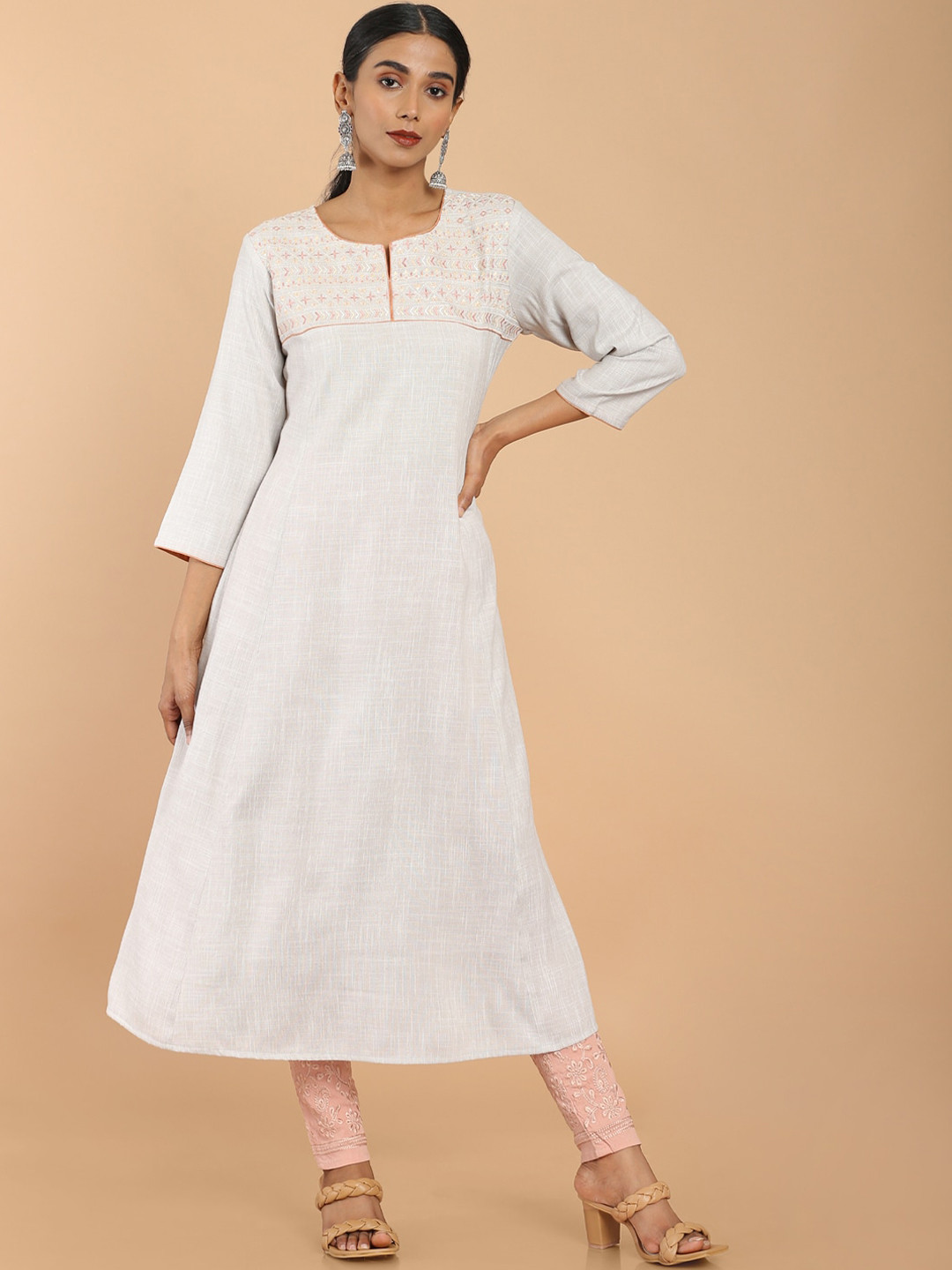 

Soch Women Grey & Pink Yoke Design Kurta