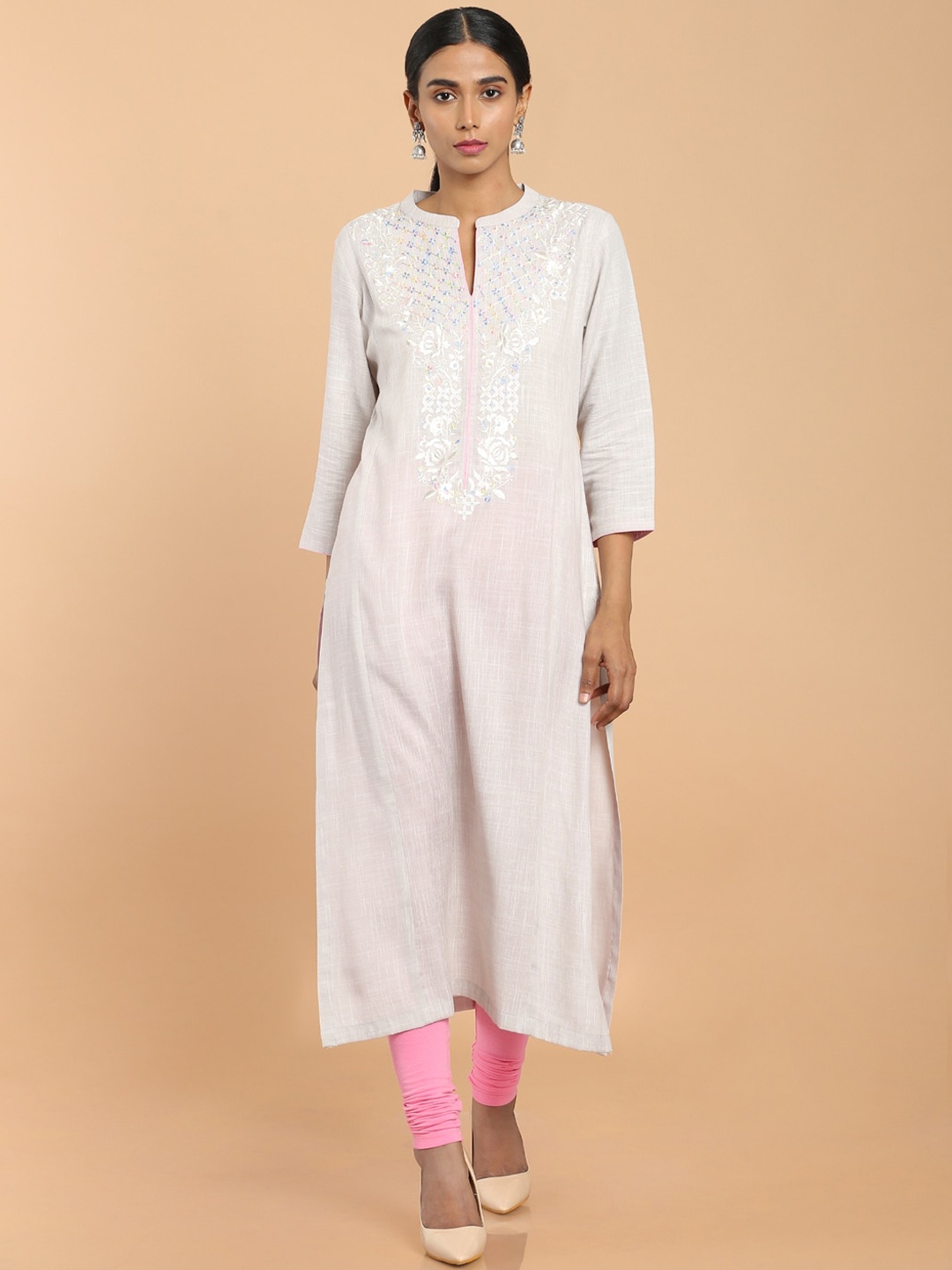 

Soch Women Grey Ethnic Motifs Embroidered Mandarin Collar Straight Rayon Kurta