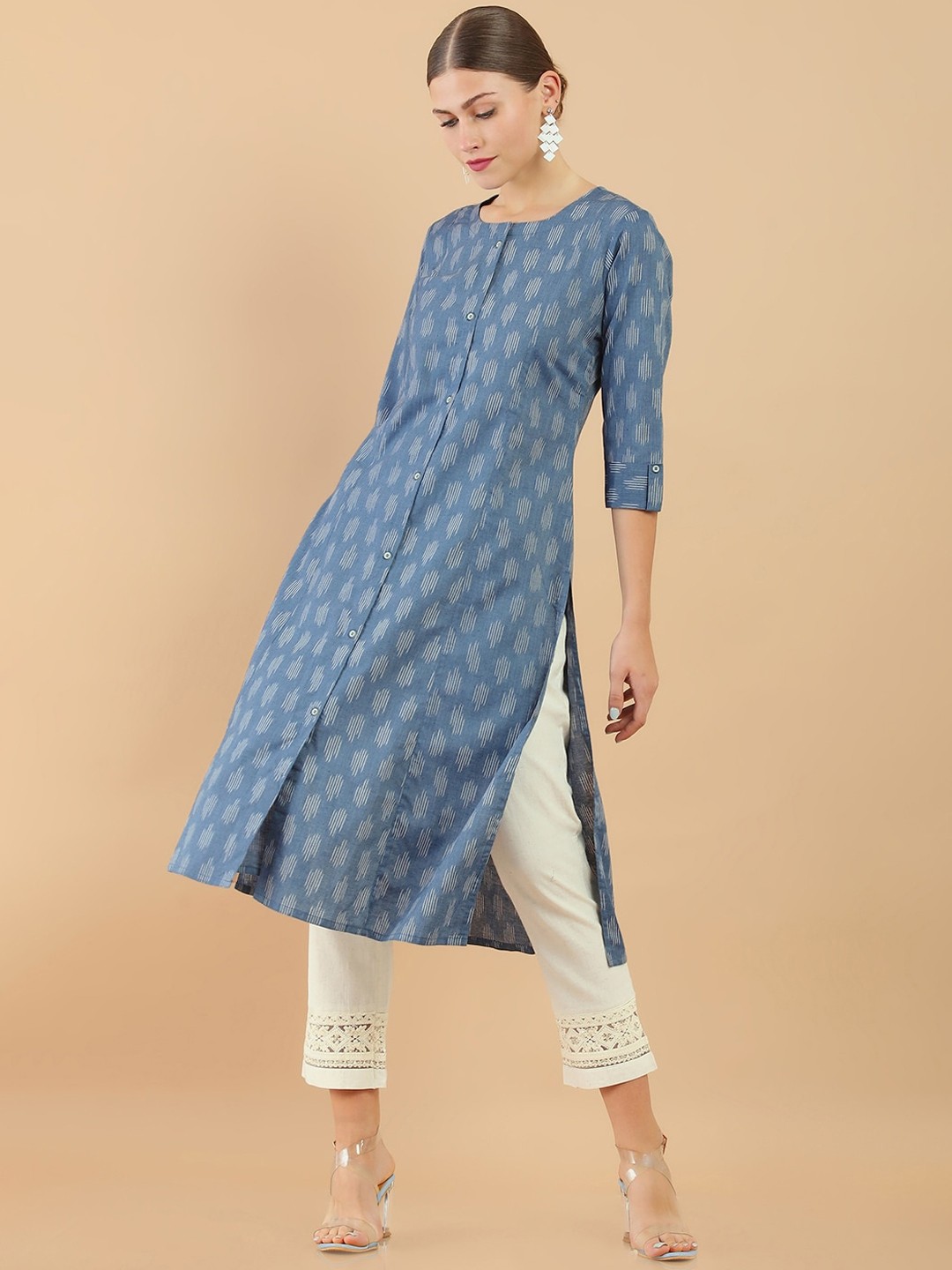 

Soch Women Blue Geometric Ikkat Printed Cotton Kurta