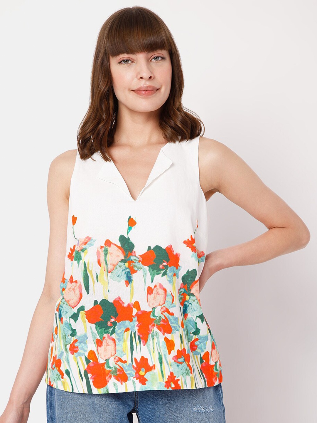

Vero Moda White Floral Print Top