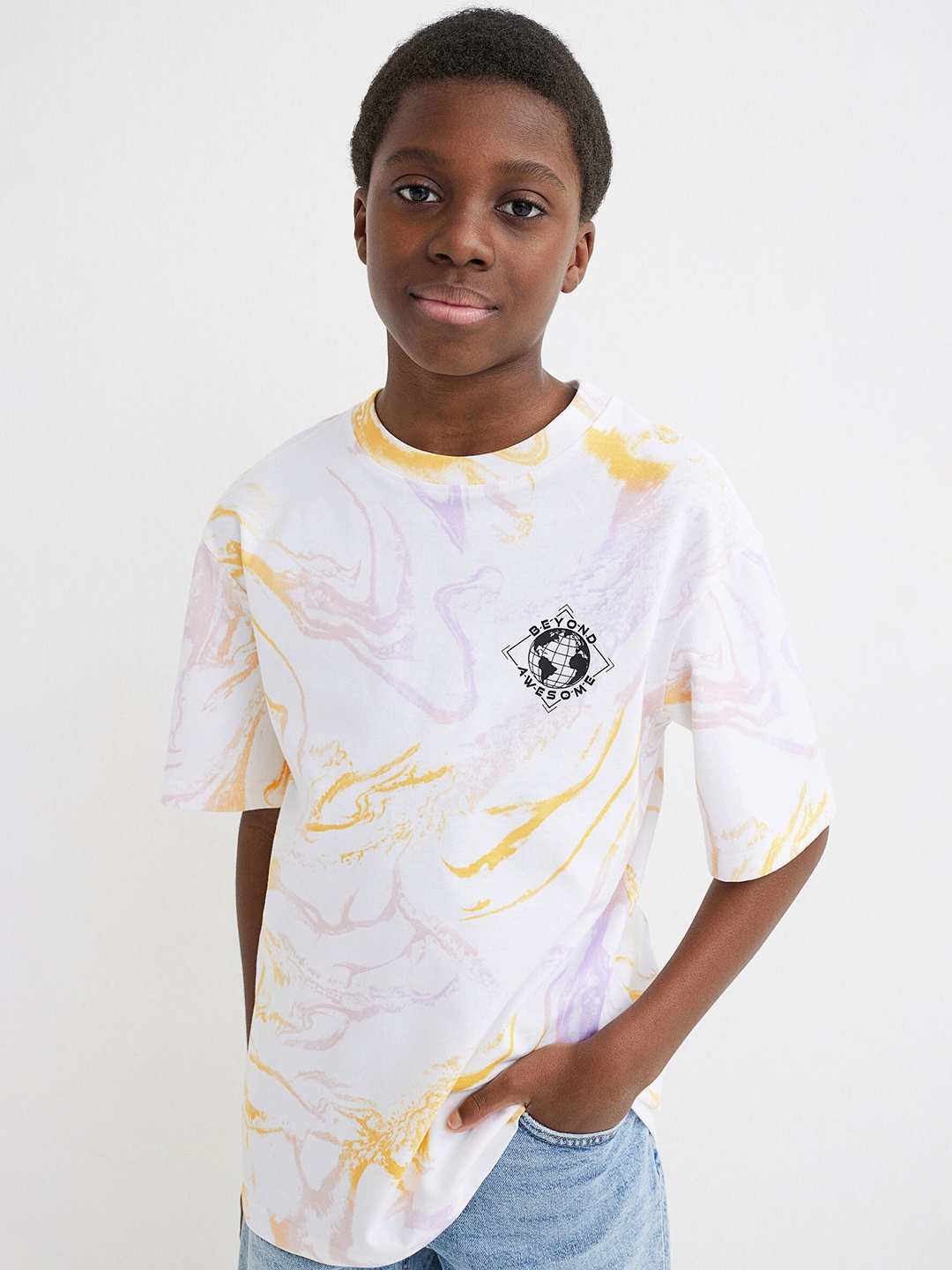 

H&M Boys White Printed Cotton T-shirt