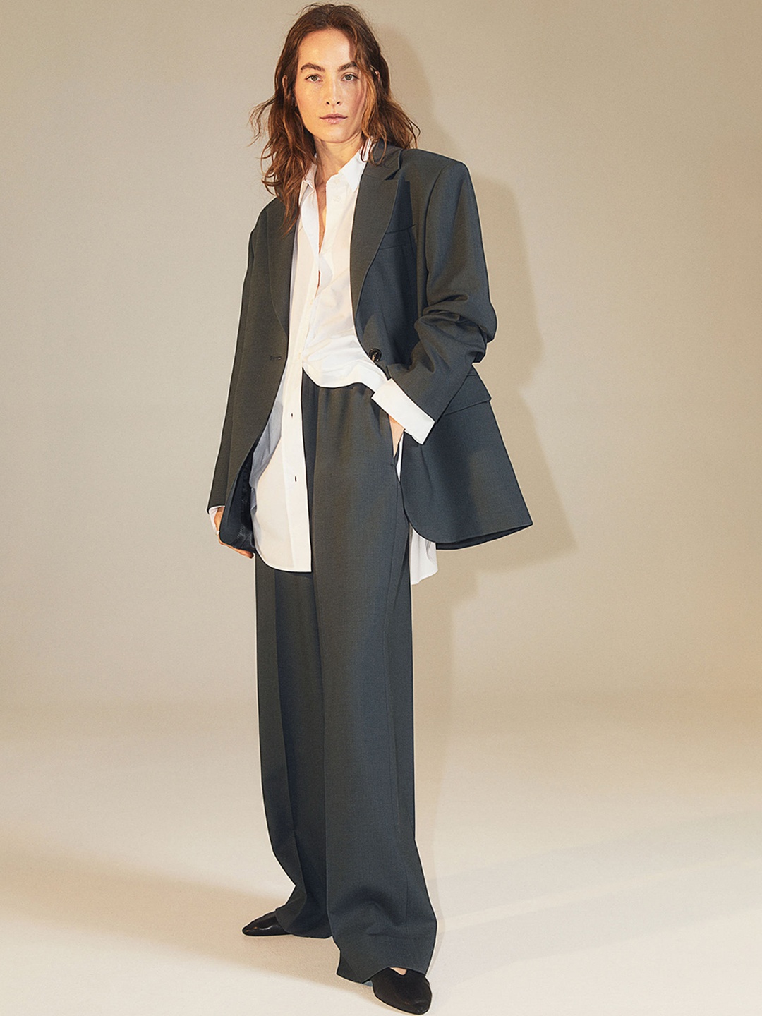 

H&M Women Grey Solid Relaxed Fit Wide Wool Trousers