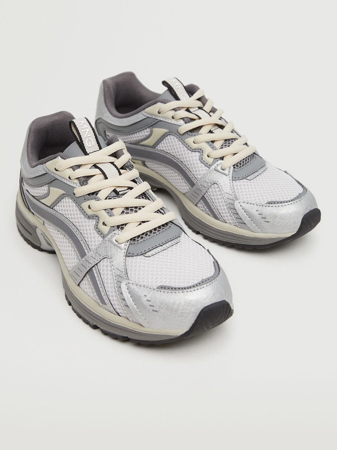 

MANGO Women Grey & Off-White Colourblocked Woven Design FLASH Sports Shoes