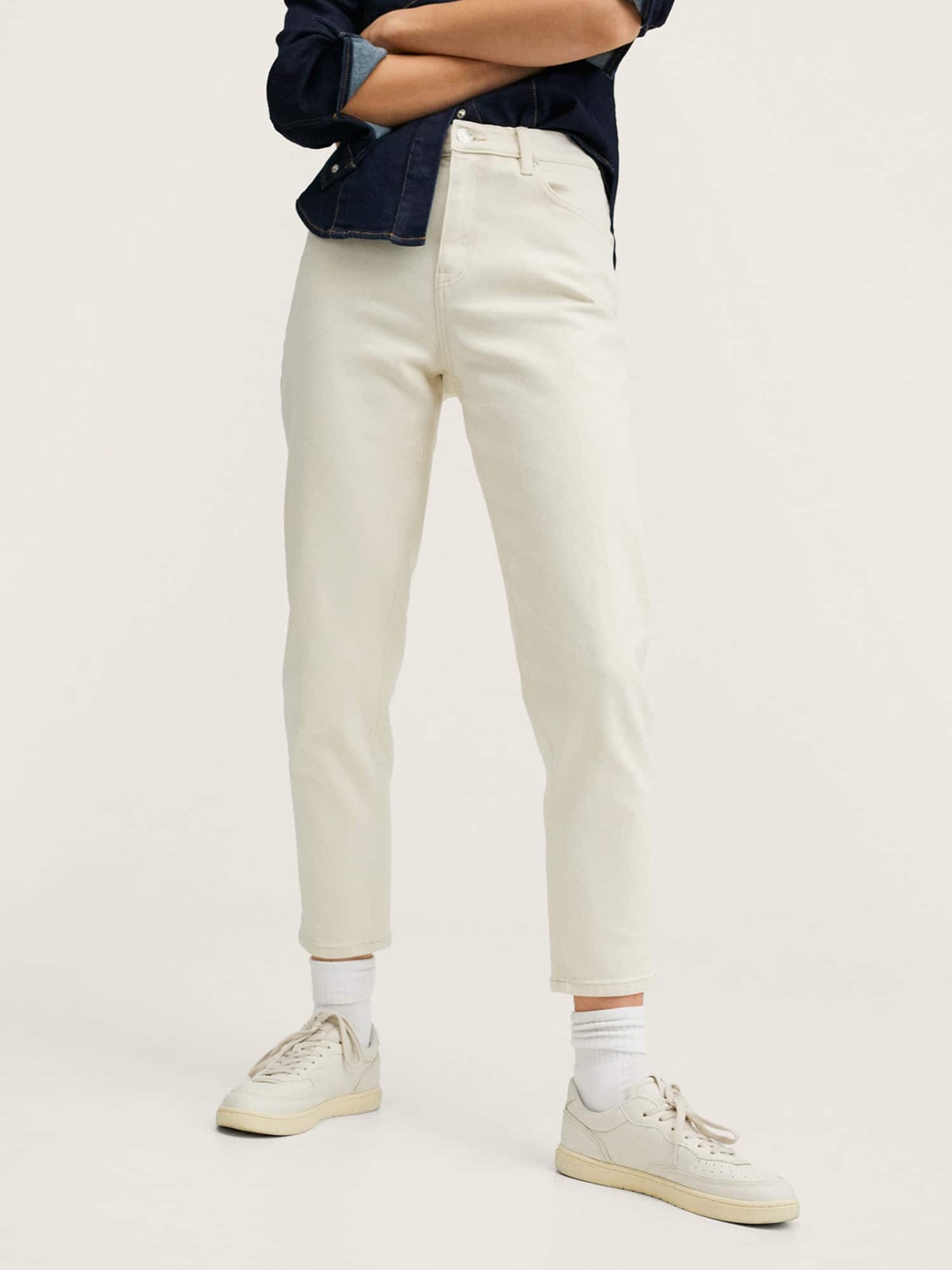

MANGO Women Off White Mom Fit High-Rise Stretchable Jeans
