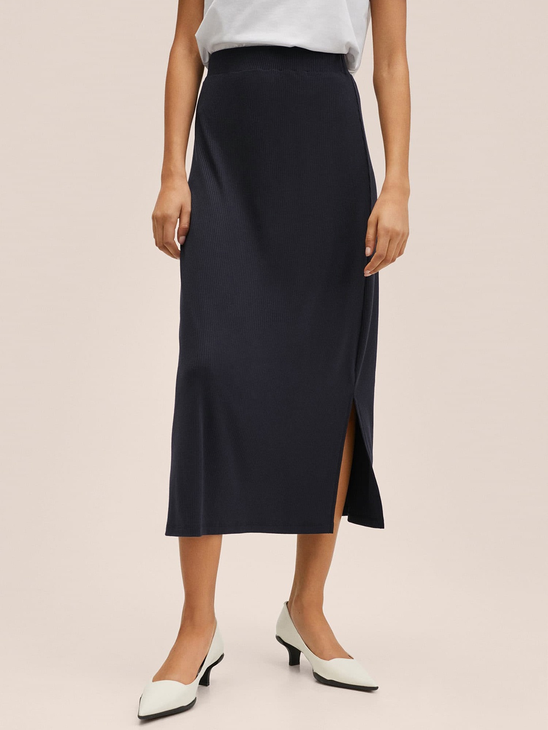 

MANGO Women Navy Blue Solid Knitted Midi Straight Skirt