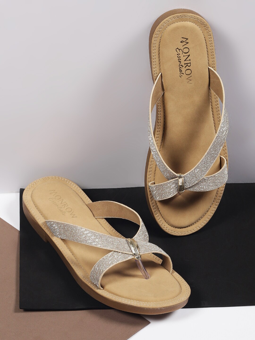 

Monrow Women Gold-Toned Embellished Open Toe Flats