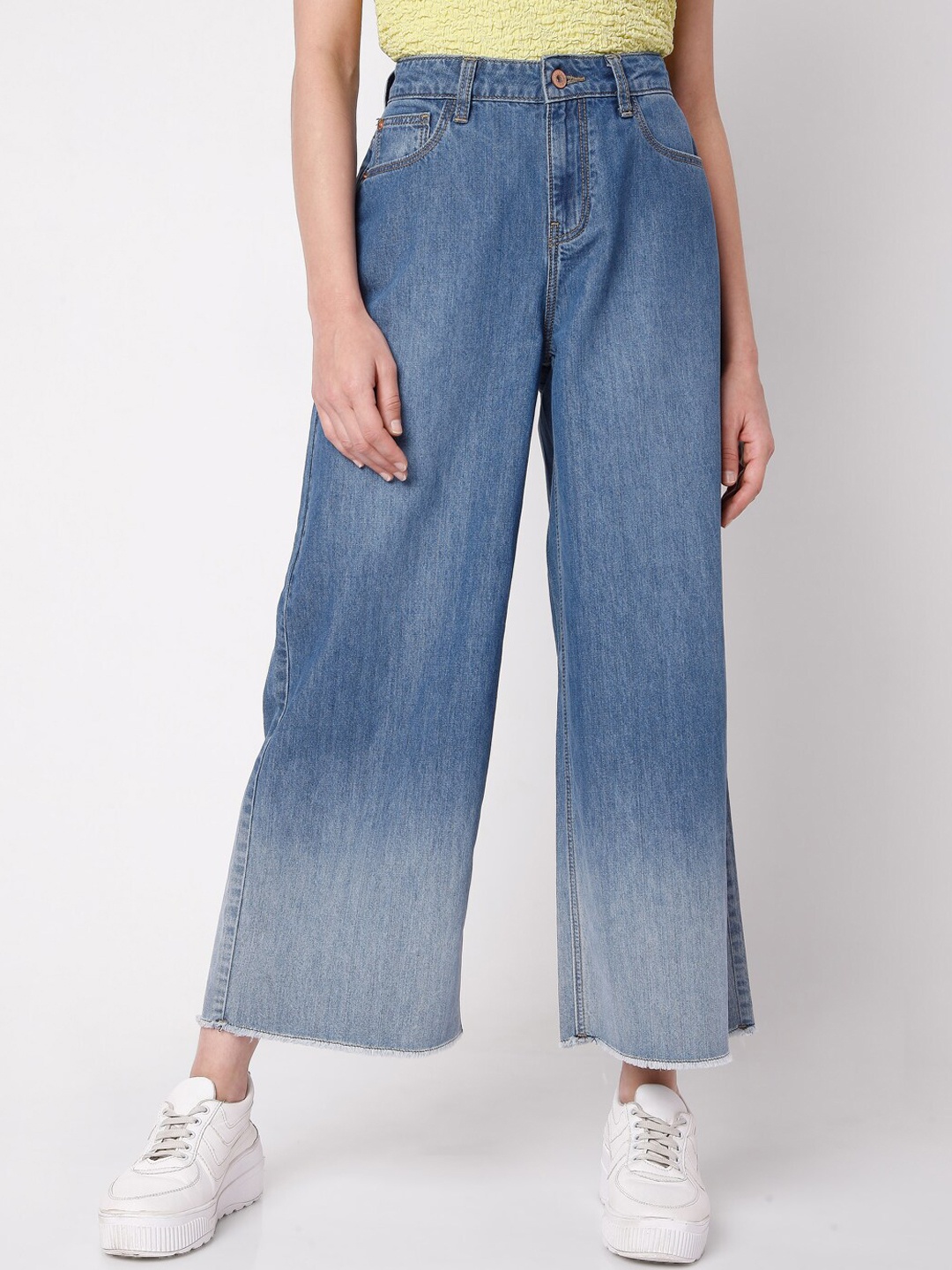 

Vero Moda Women Blue Flared High-Rise Heavy Fade Jeans