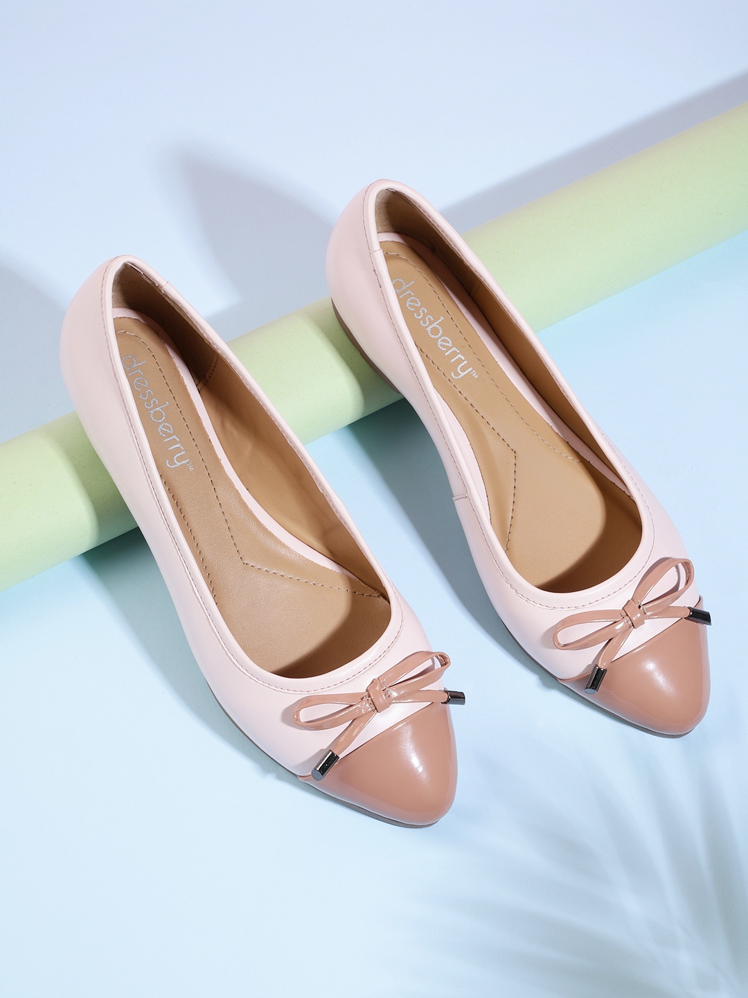 

DressBerry Women Pink & Brown Colourblocked Ballerinas with Bows