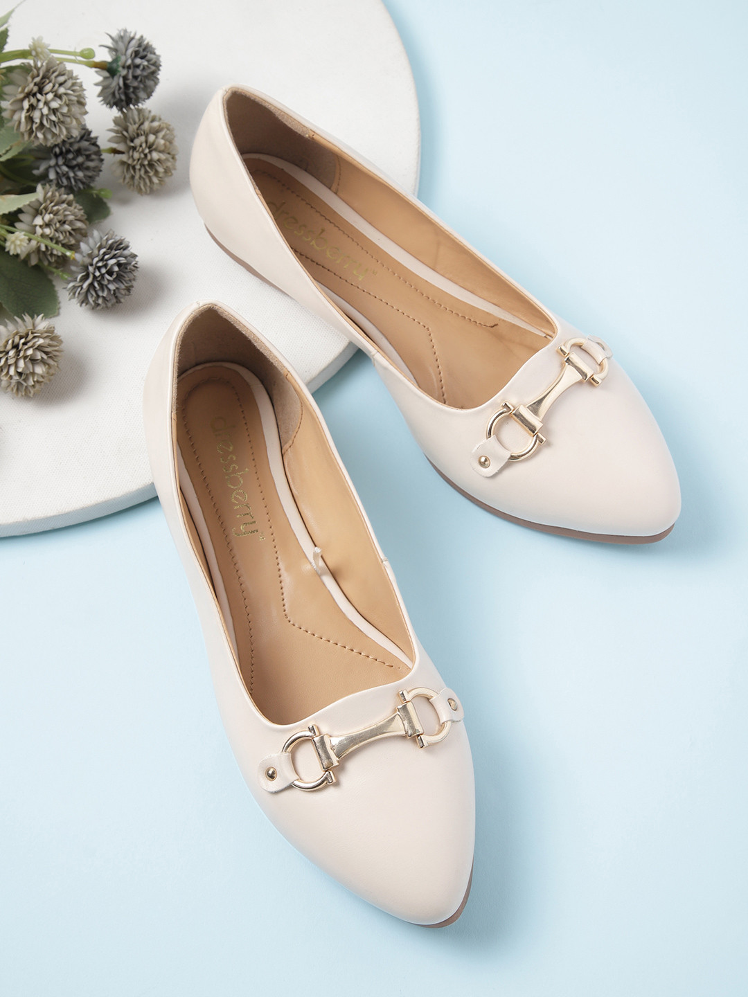 

DressBerry Women Beige Solid Ballerinas