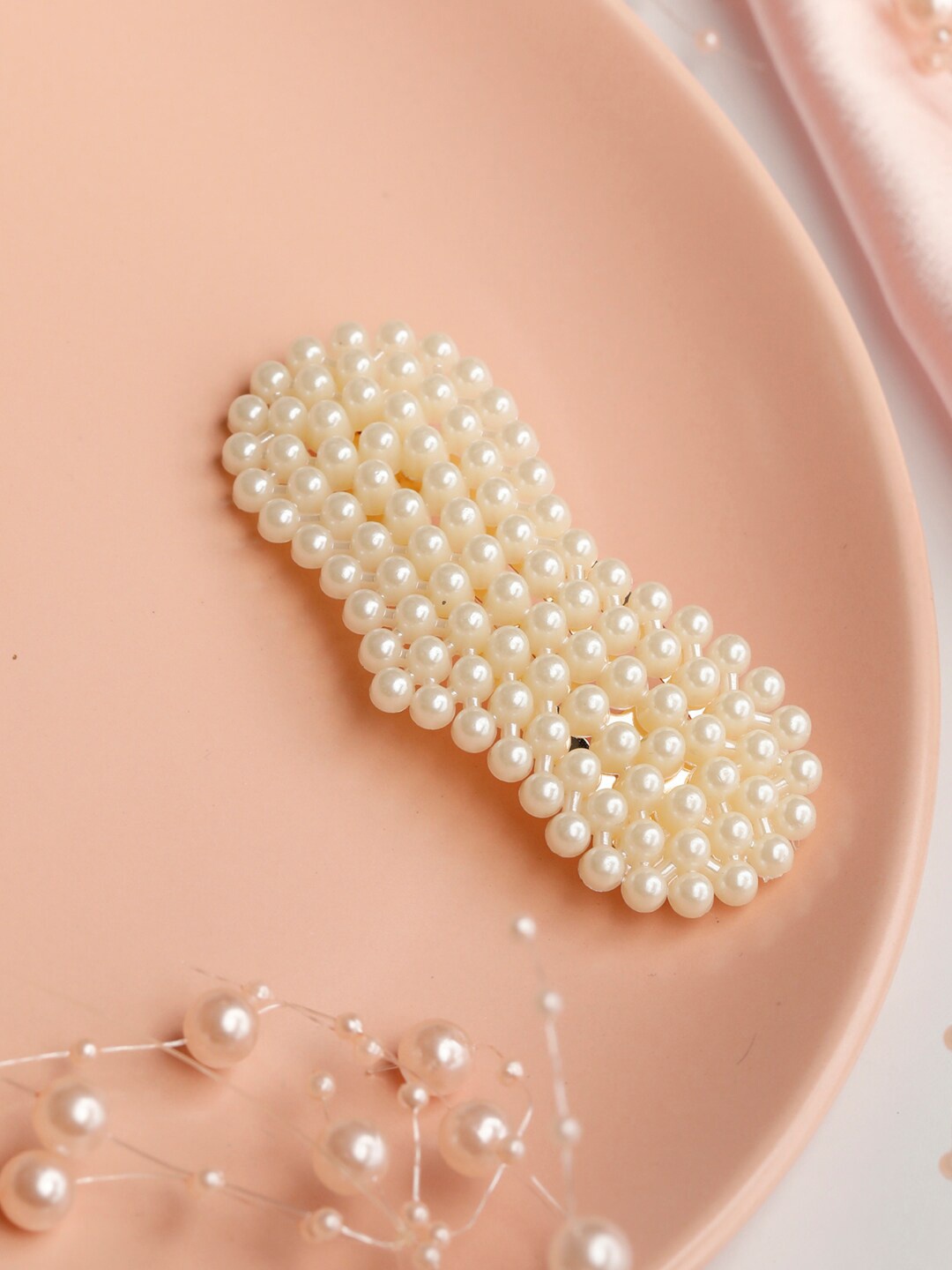 

Priyaasi Women White Beads Heart Shaped Hair Pin