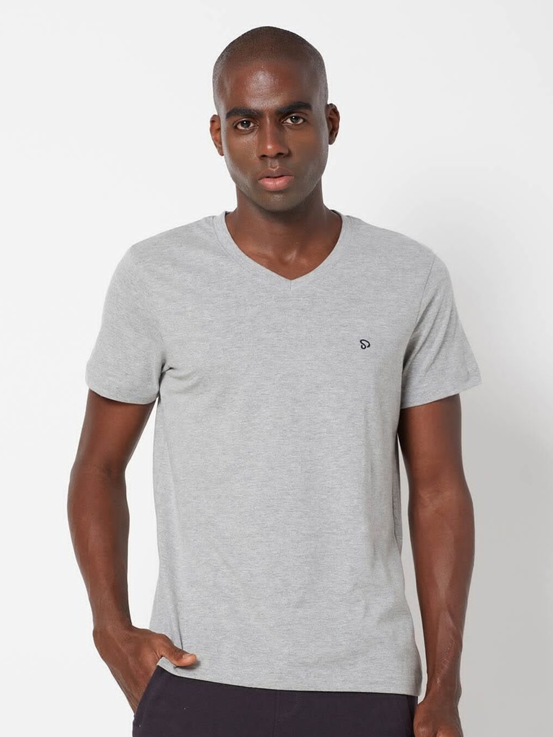 

SPORTO Men Grey Melange V-Neck T-shirt