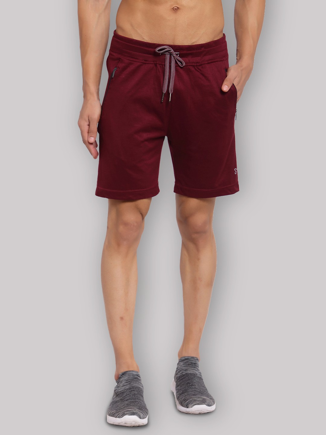 

SPORTO Men Burgundy Regular Fit Solid Sports Shorts