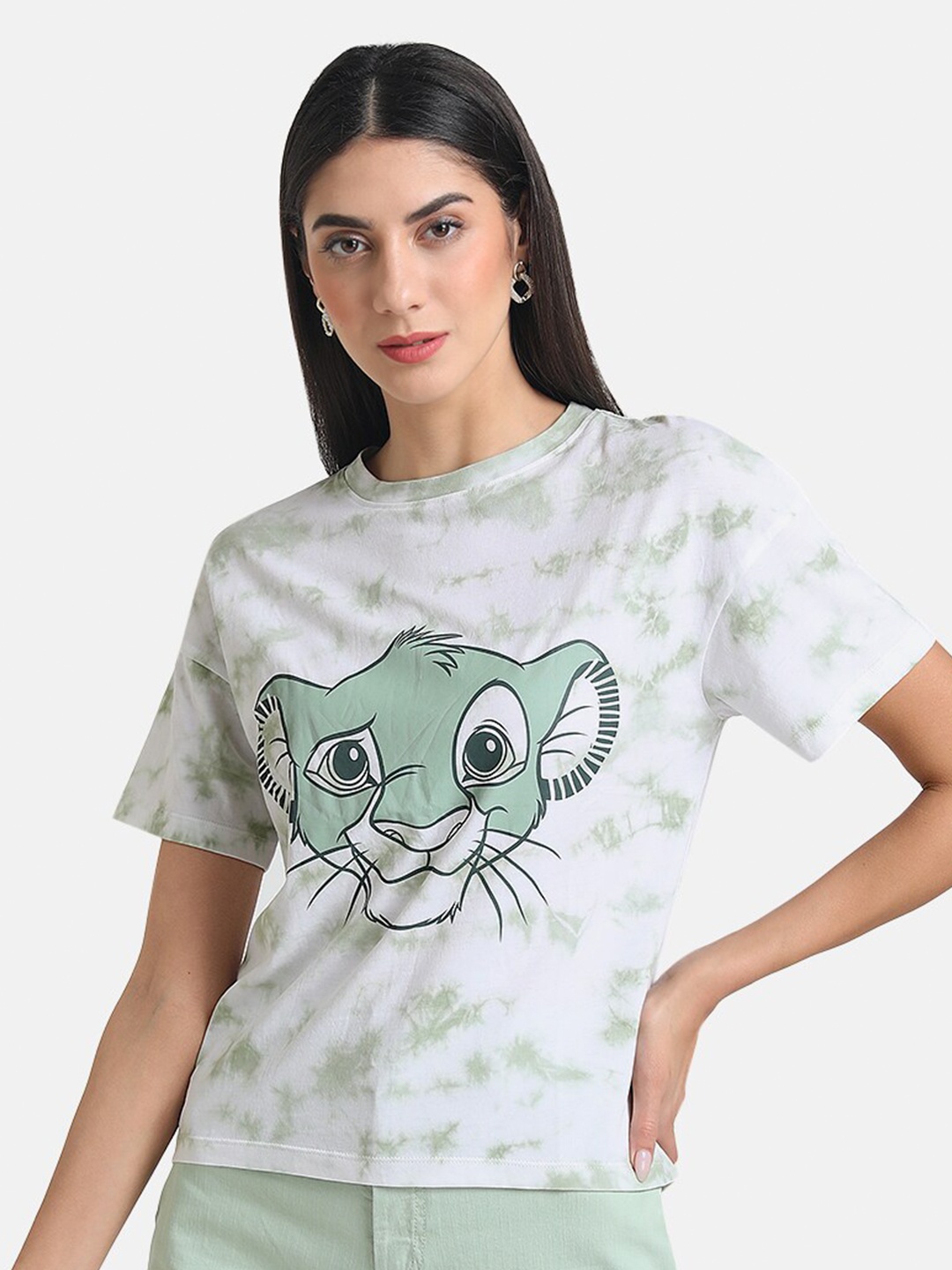 

Kazo Women Green Lion King Printed Loose T-shirt