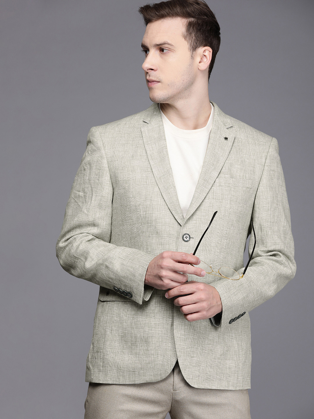 

Louis Philippe Men Light Olive Checked Single-Breasted Slim-Fit Formal Blazer