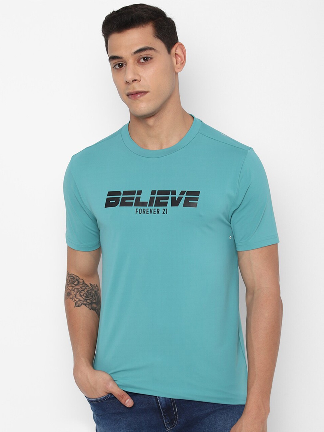 

FOREVER 21 Men Blue Typography Printed T-shirt