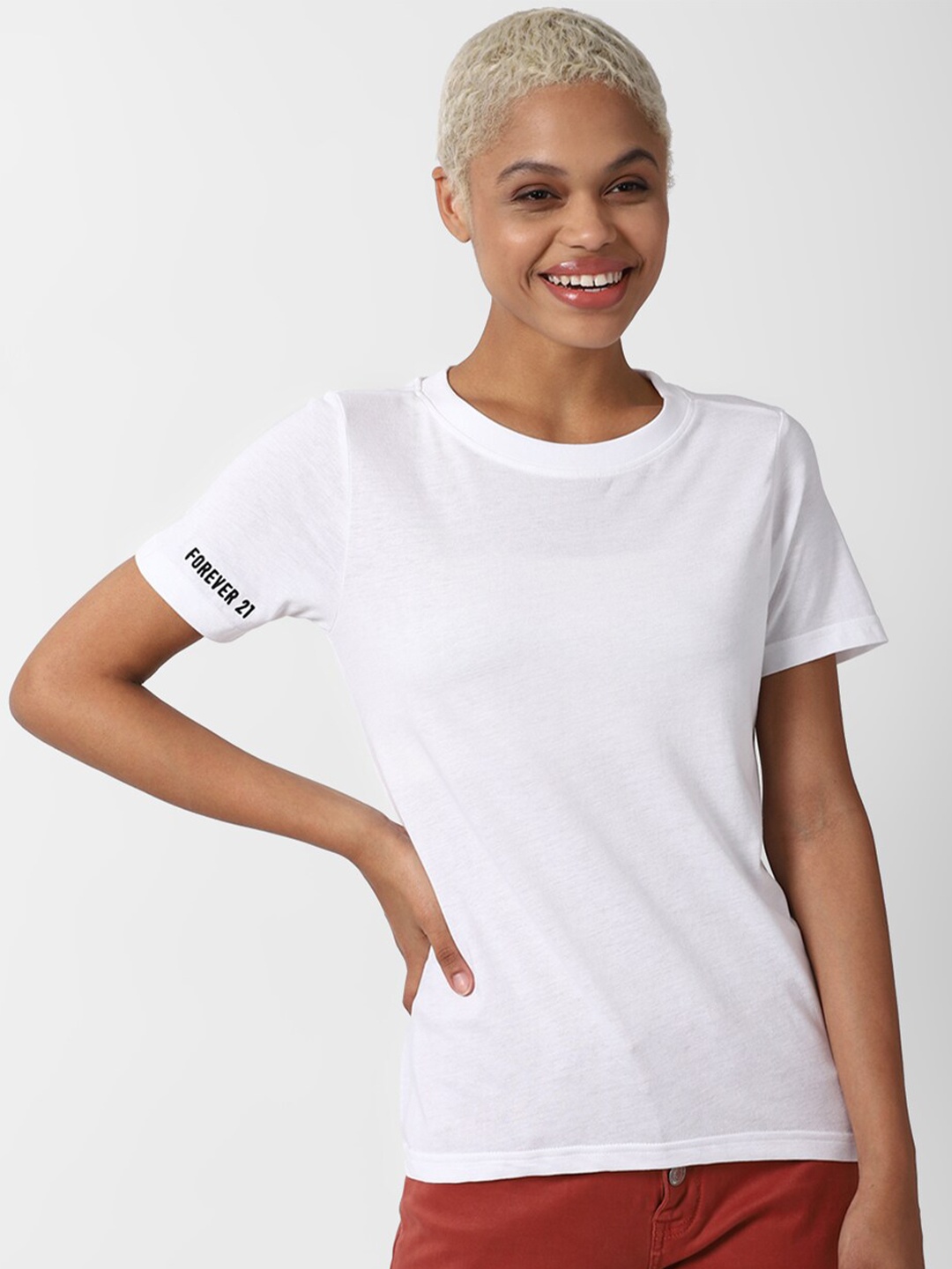 

FOREVER 21 Women White Solid Round Neck Regular Top