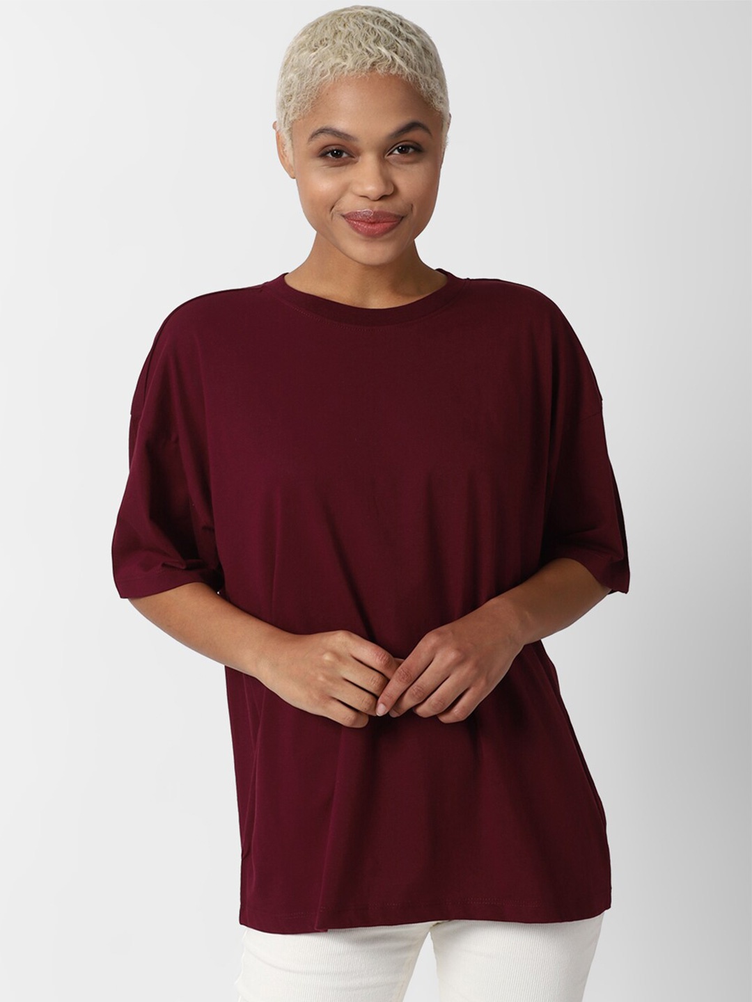 

FOREVER 21 Maroon Typography Printed Extended Sleeves Top