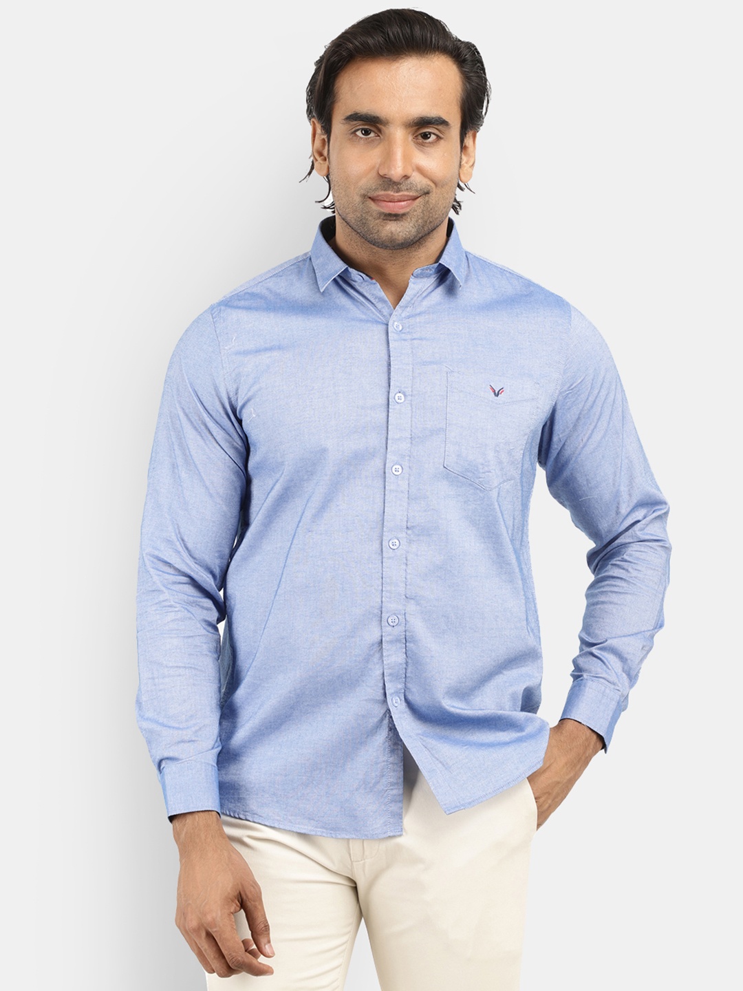 

V-Mart Men Blue Solid Standard Cotton Casual Shirt