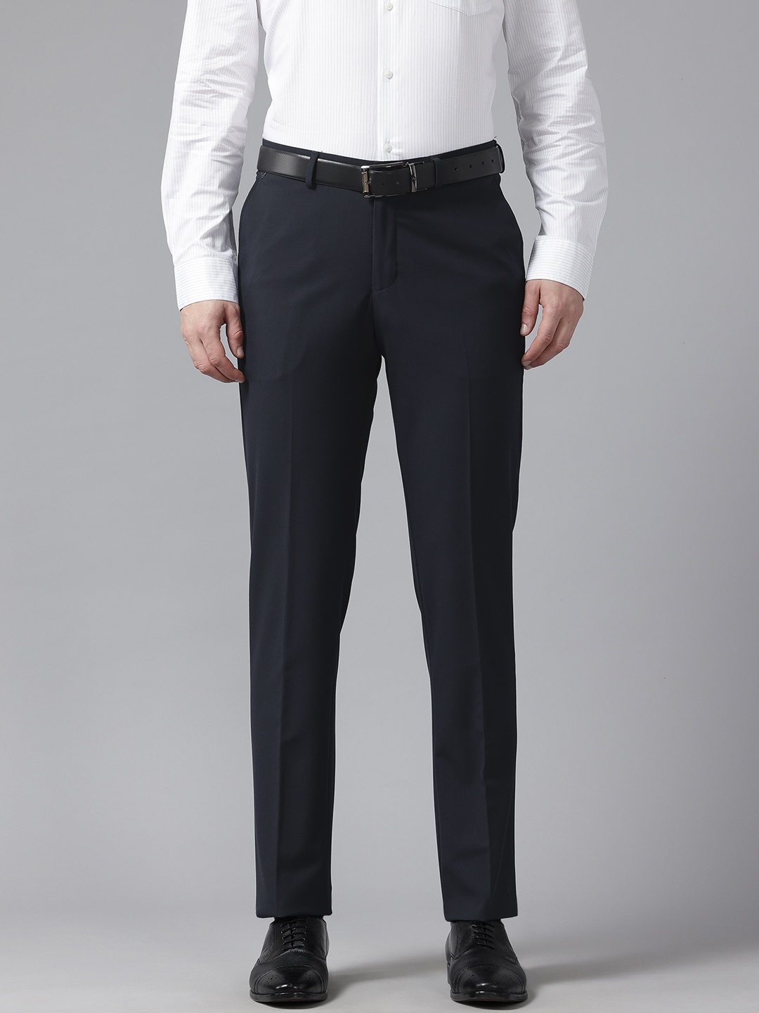 

Blackberrys Men Mid-Rise B-90 Smart Fit Formal Chinos, Navy blue