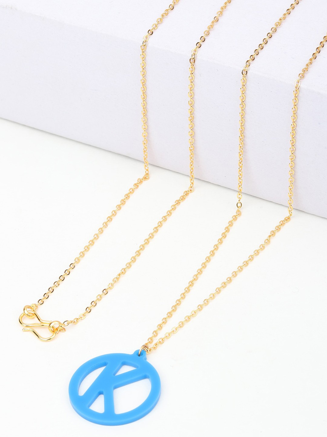 

Goldnera Women Gold Plated & Blue K Letter Pendant With Chain