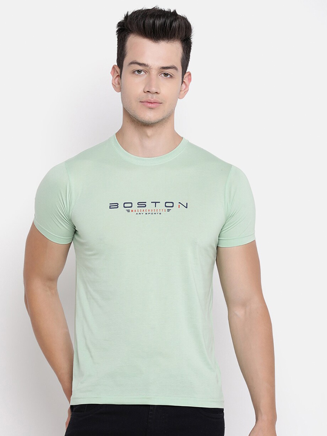 

V2 Value & Variety Men Green Regular Fit Cotton T-shirt