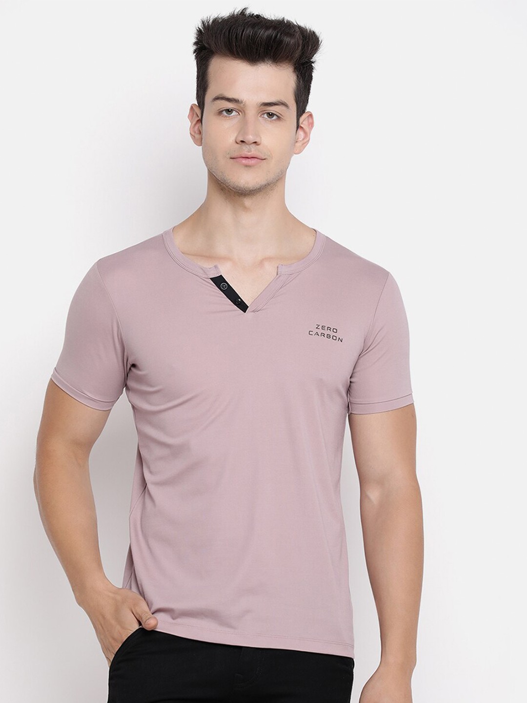 

V2 Value & Variety Men Mauve Solid Cotton T-shirt