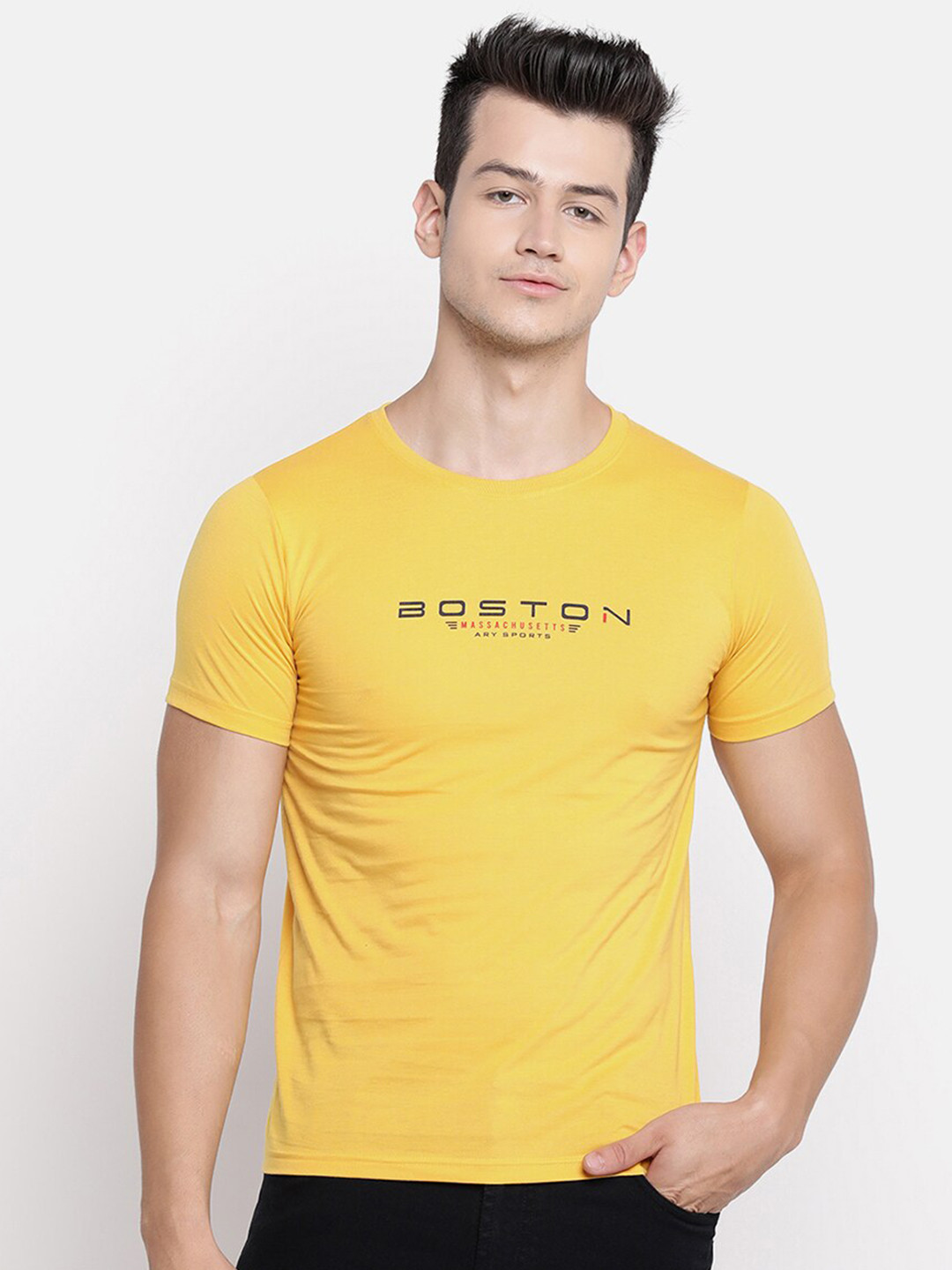 

V2 Value & Variety Men Gold-Toned Typography T-shirt