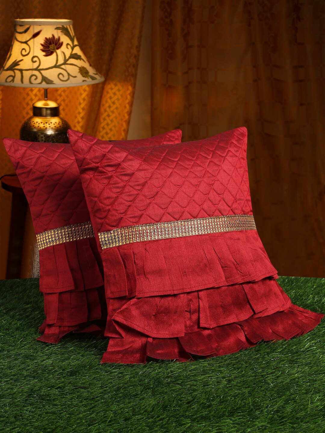 

HOSTA HOMES Set of 2 Maroon & Gold-Toned Embellished Satin Square Cushion Covers