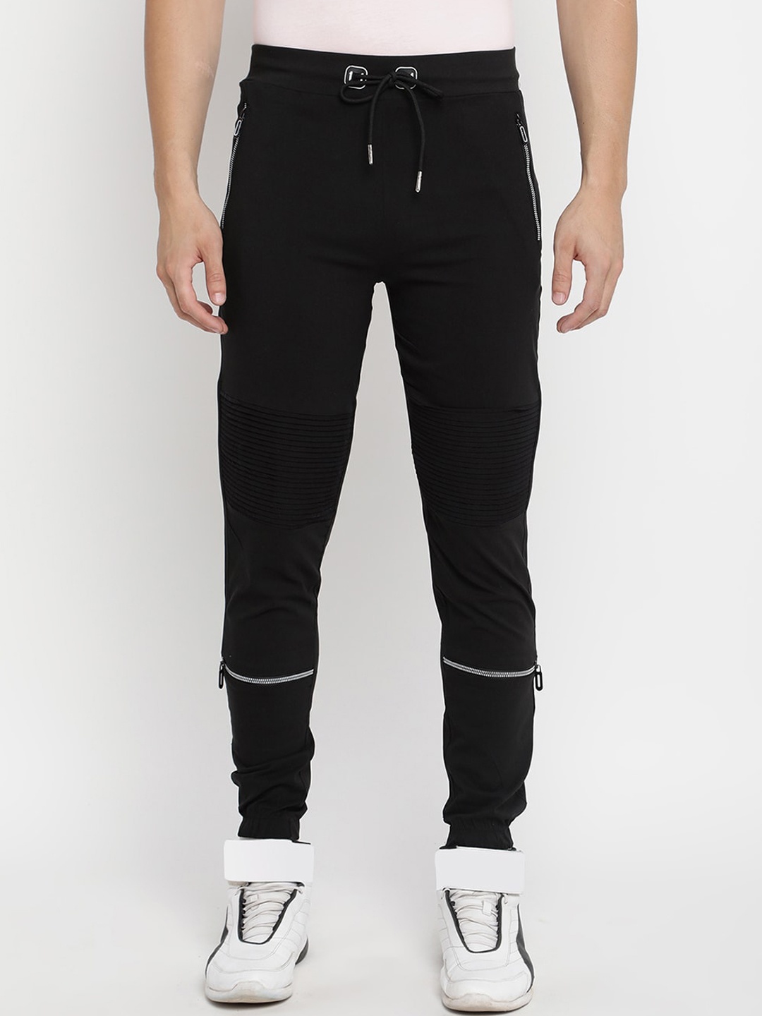 

V2 Value & Variety Men Black Solid Cotton Joggers