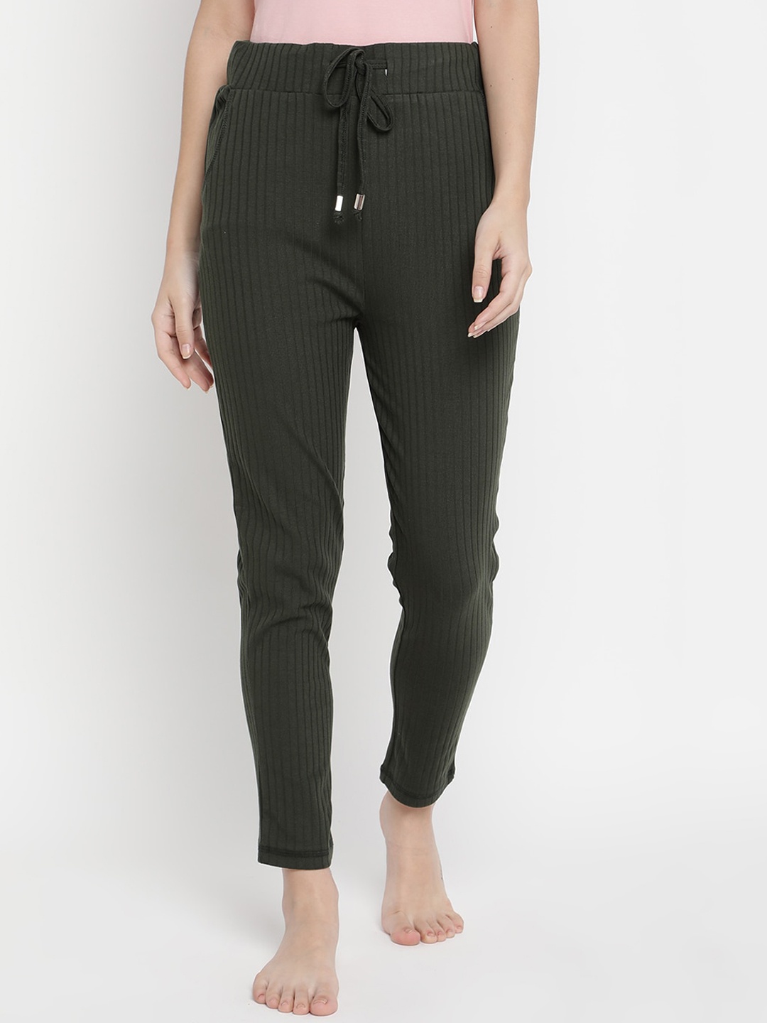

V2 Value & Variety Women Green Solid Lounge Pants