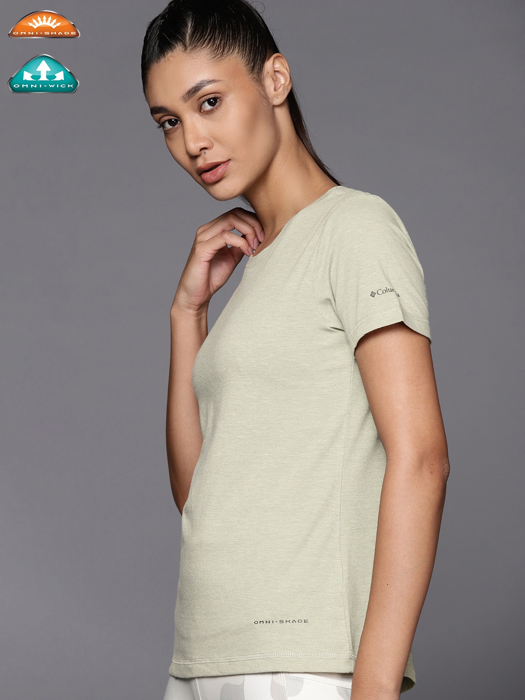 

Columbia Women Olive Green Solid Omni Heat Infinity T-shirt