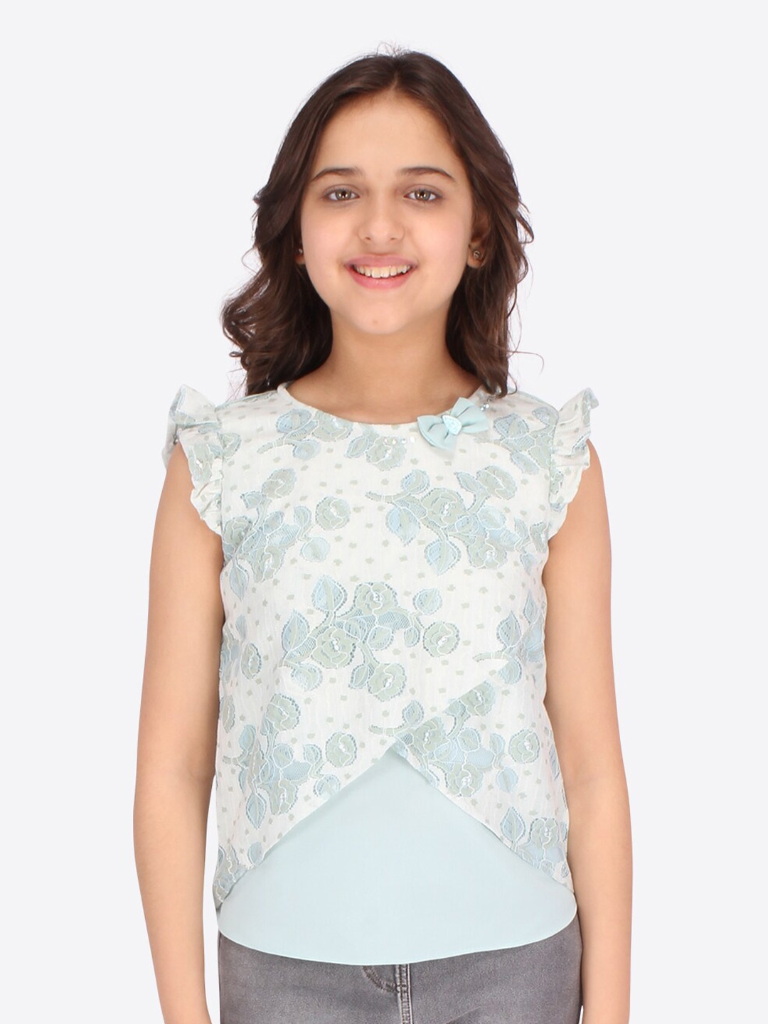 CUTECUMBER Sea Green & White Floral Print Ruffled Georgette Top