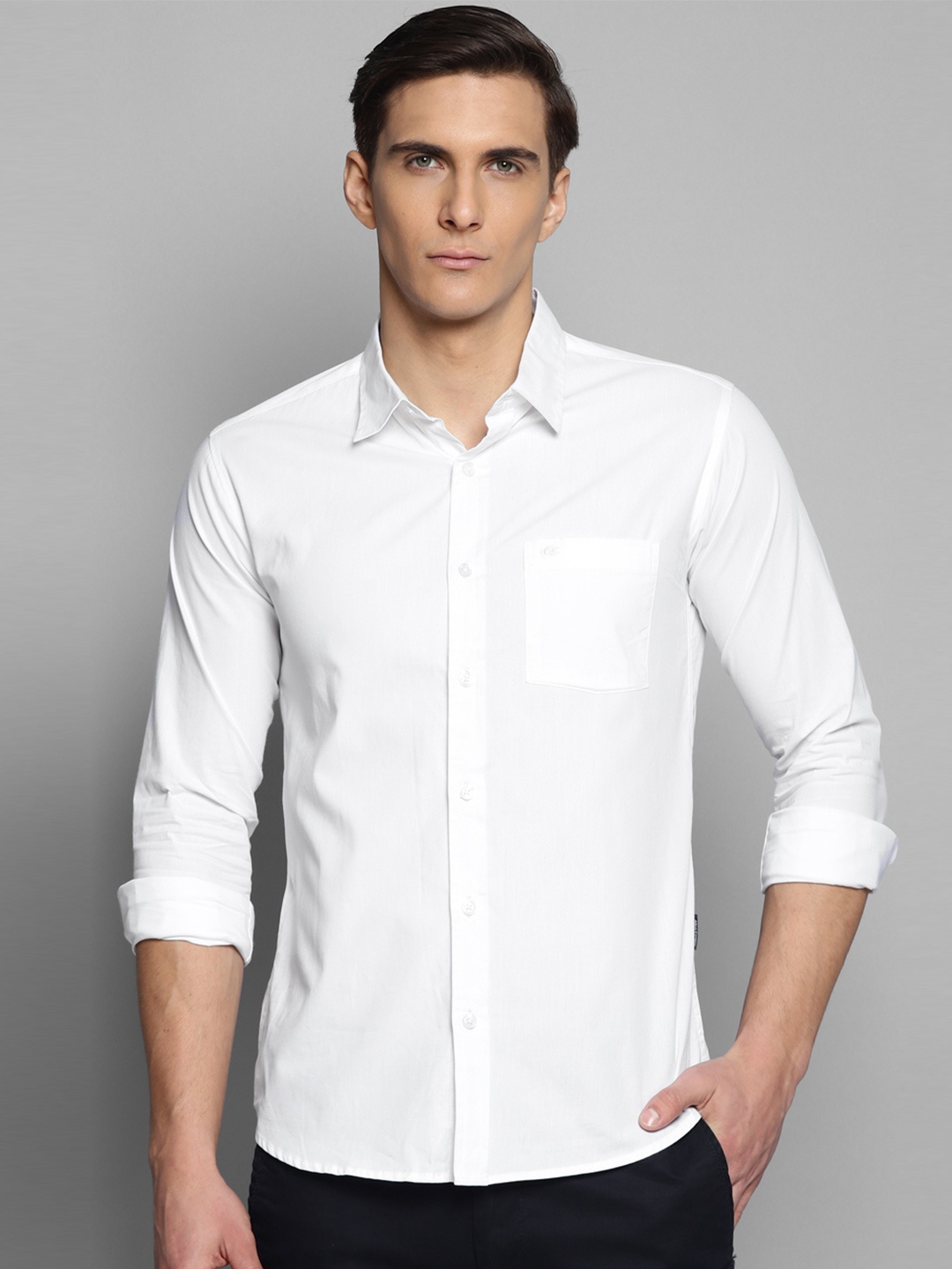 

Allen Cooper Men White Slim Fit Cotton Casual Shirt
