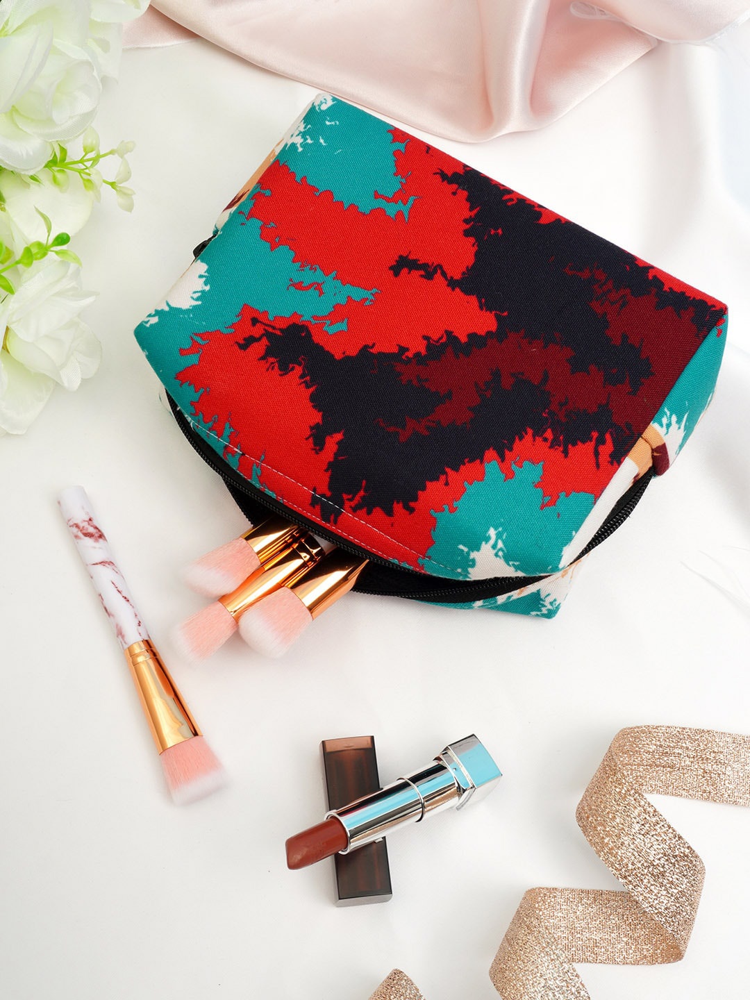 

Crazy Corner Green & Red Printed Travel Pouch