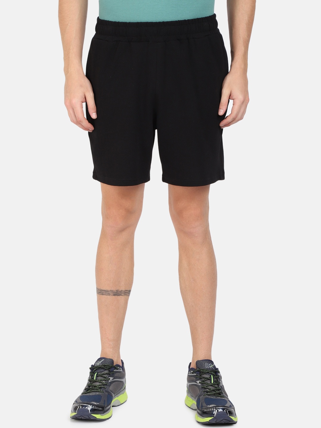 

Head Men Black Slim Fit Outdoor Cotton Sports Shorts