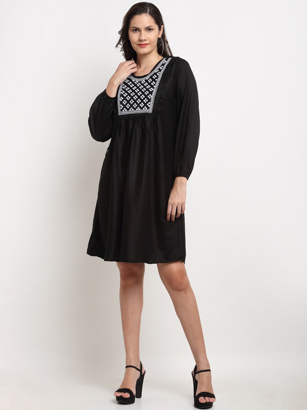 

Miaz Lifestyle Black Ethnic Motifs Embroidered Mirror Work A-Line Dress
