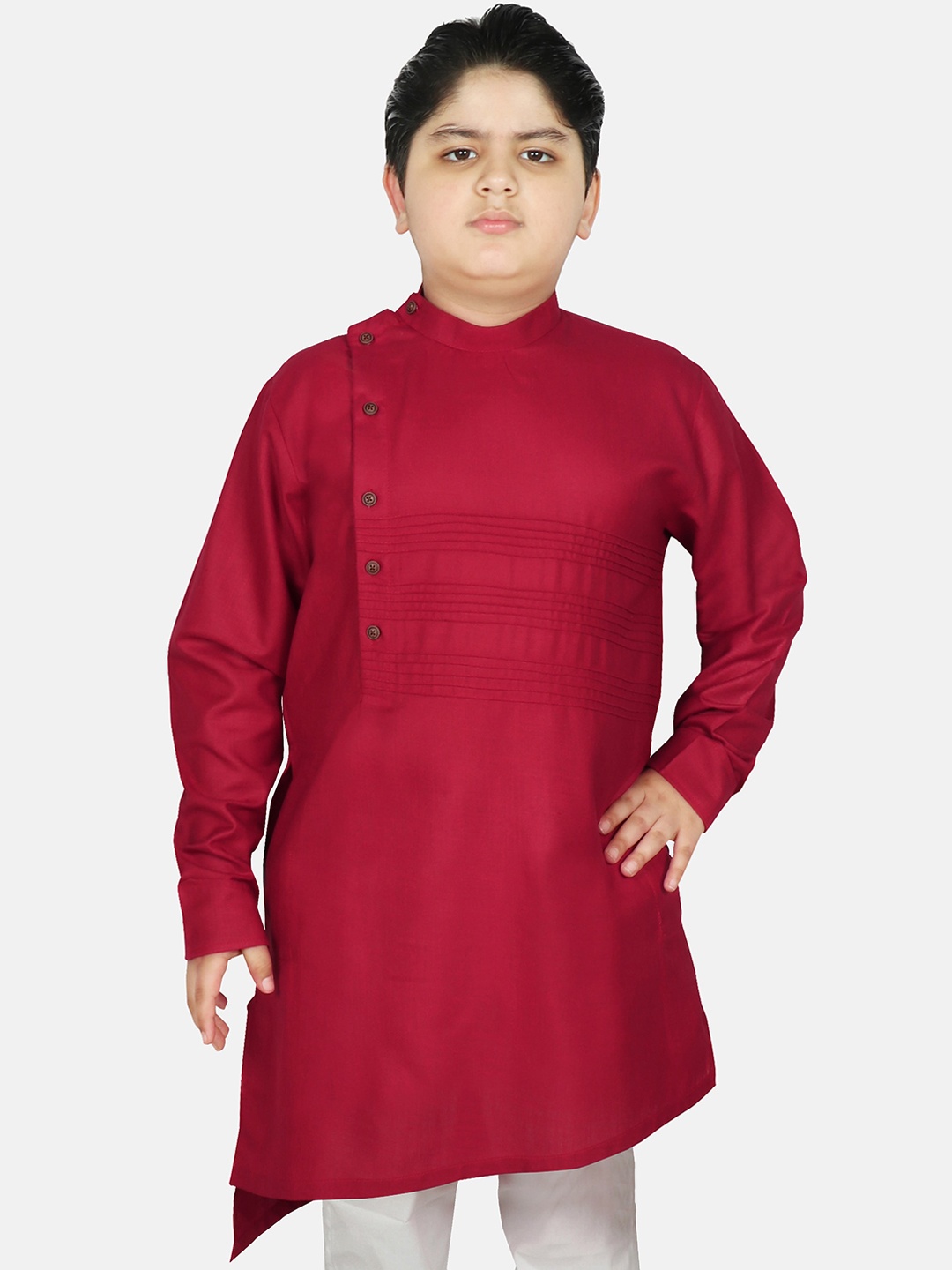 

SG YUVRAJ Boys Maroon Asymmetric Cotton Kurta