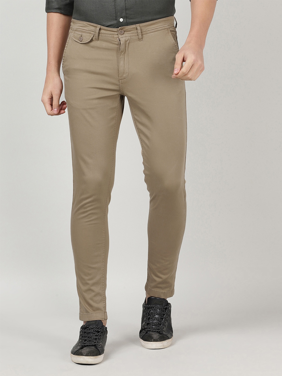 

MERCHANT MARINE Men Khaki Slim Fit Chinos