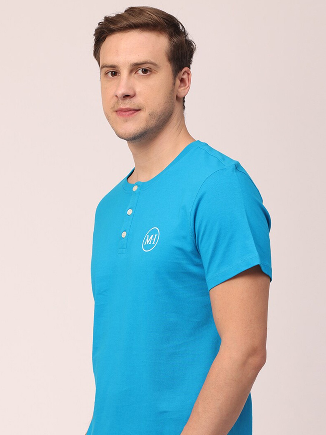 

Mast & Harbour Men Blue Henley Neck Cotton T-shirt