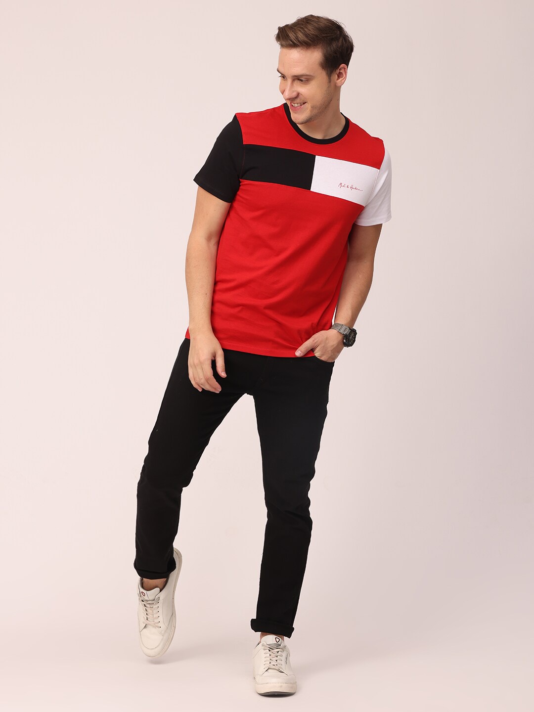 

Mast & Harbour Men Red Colourblocked Pure Cotton T-shirt